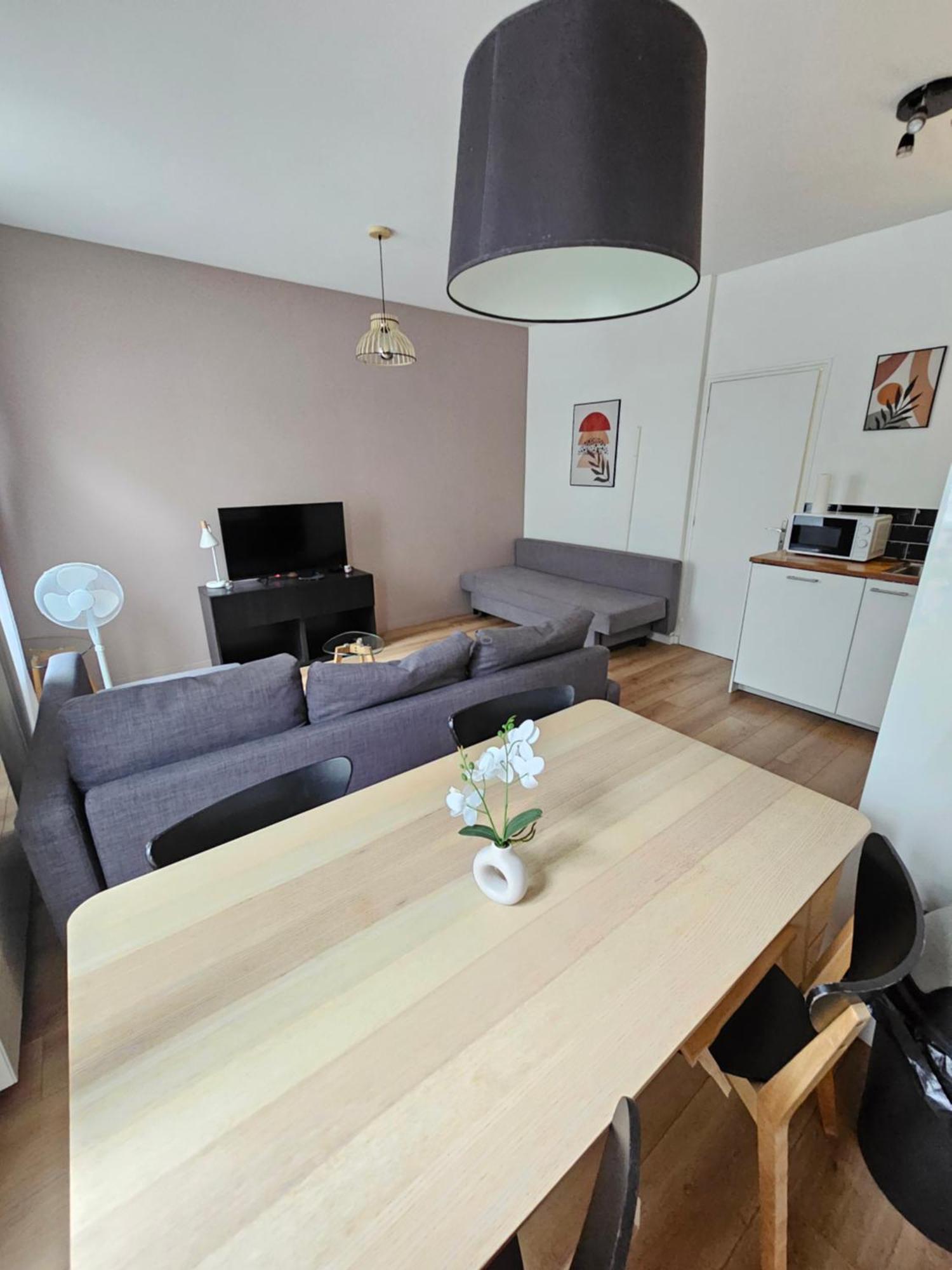 *Appartement Moderne/2 Minutes Du Metro* 생투앙 외부 사진