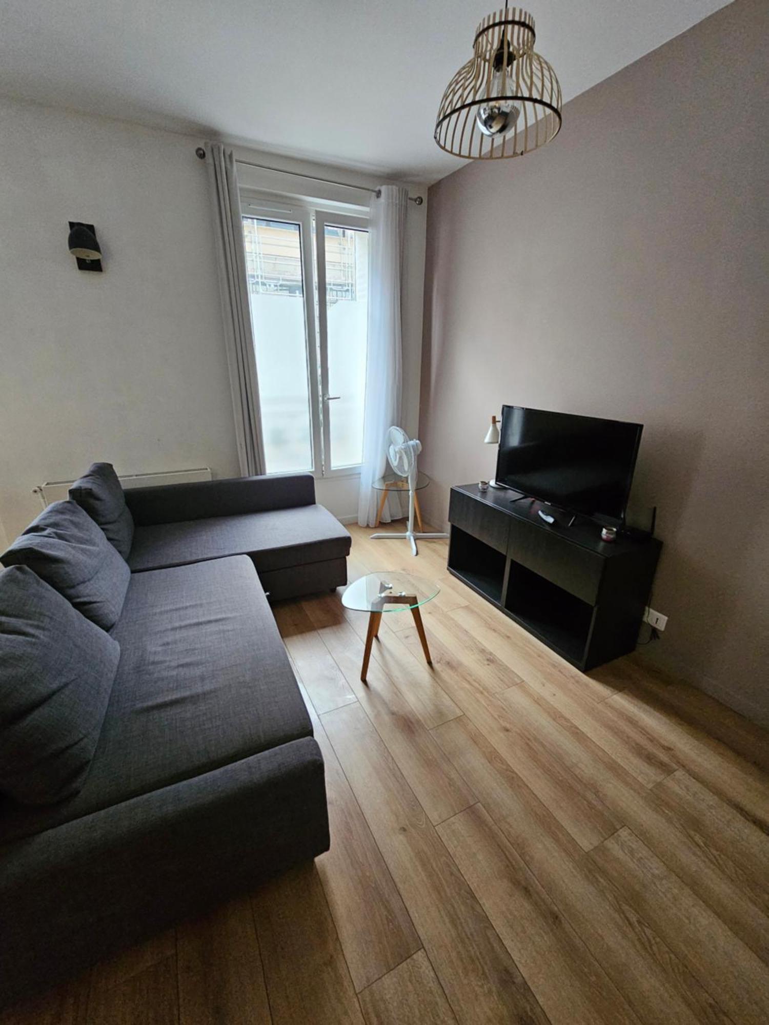 *Appartement Moderne/2 Minutes Du Metro* 생투앙 외부 사진